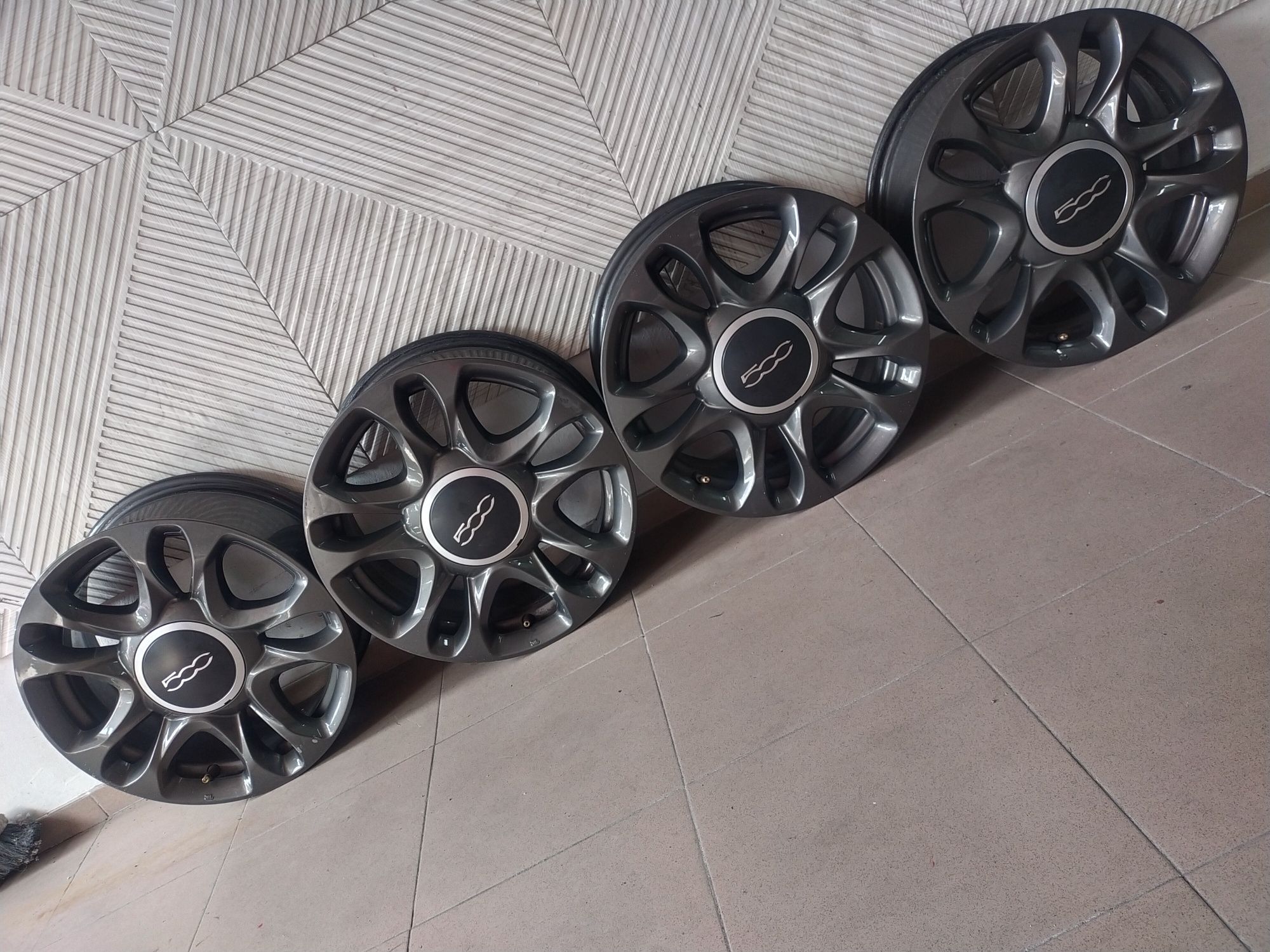 Felgi aluminiowe 15 Fiat 500