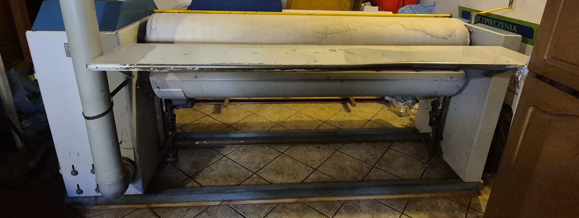 Magiel elektryczny/prasowalnica nieckowa