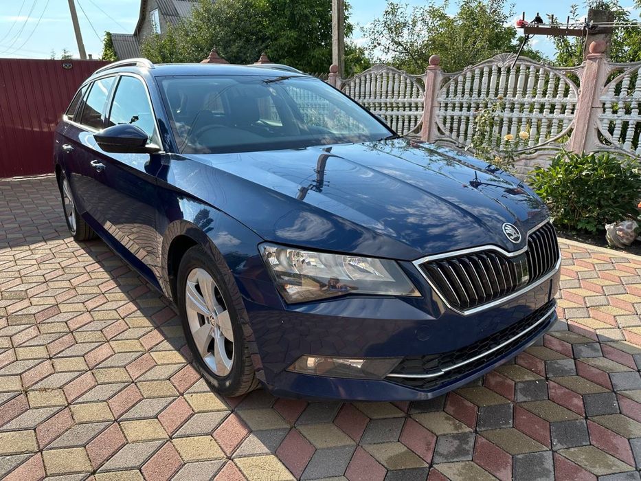 Розборка Skoda Superb 3 Мотор 1.6 Капот Бампер Крило Дверка Фара EGR