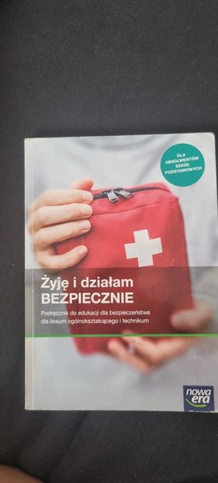 Podręcznik do EDB kl 1LO