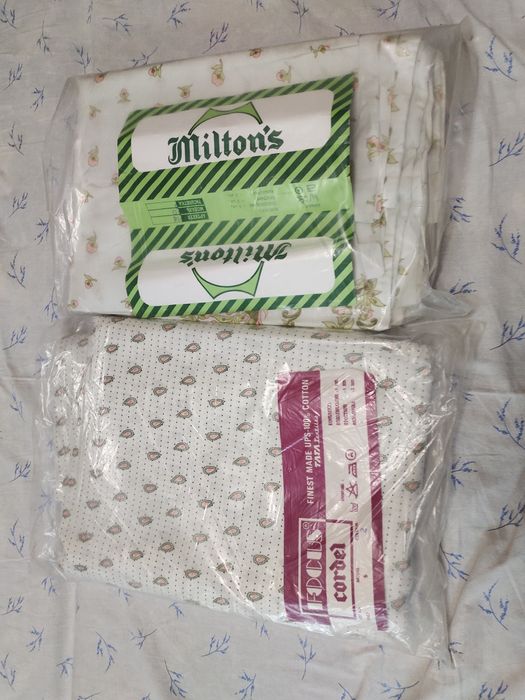 Комплект постельного белья размер 150 *210 наволочки 70 "70