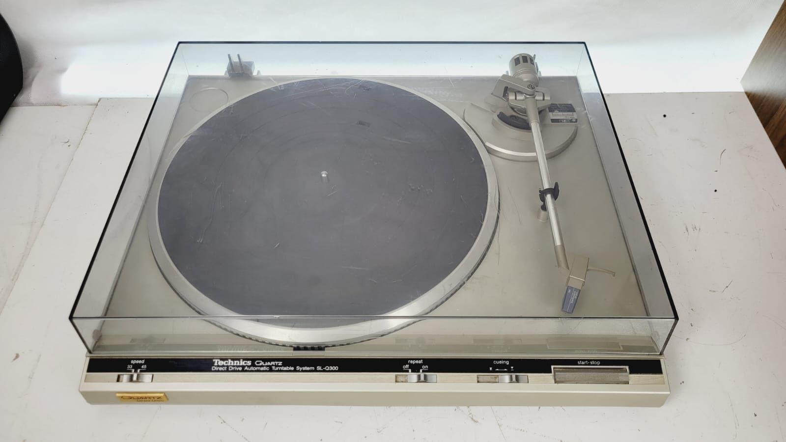 Technics SL Q 300 gramofon srebrny Technics po przeglądzie