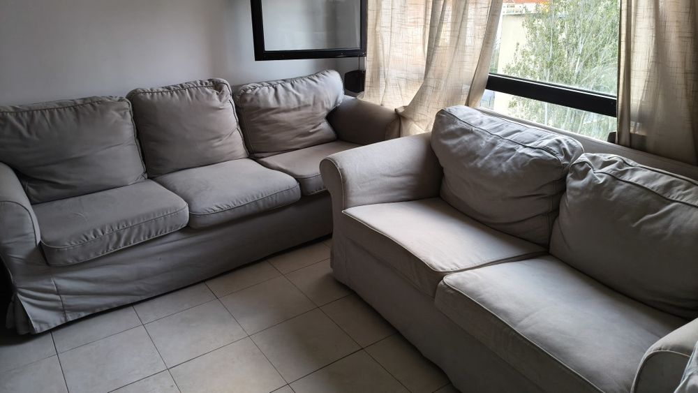 Sofá 3 e 2 lugares 100€