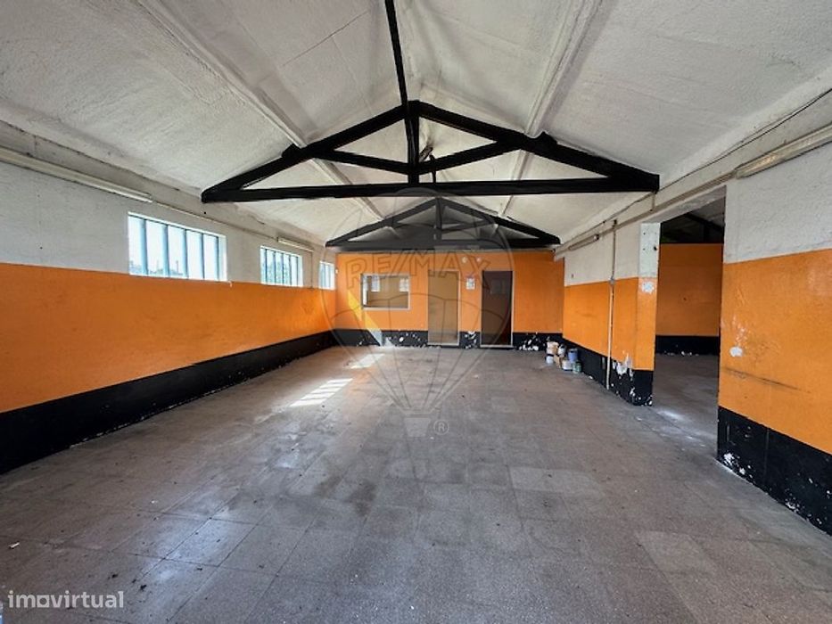 Armazém T0 para venda