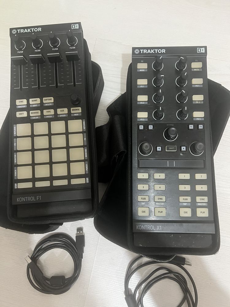 F1 e X1 TRAKTOR com cabos e malas originais