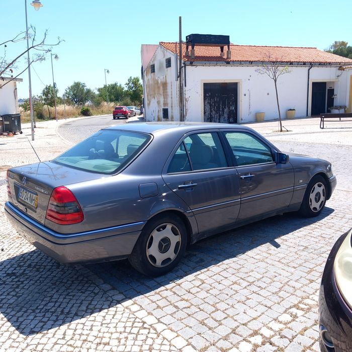 Mercedes C250 Turbodiesel 1996 com 300.000 km