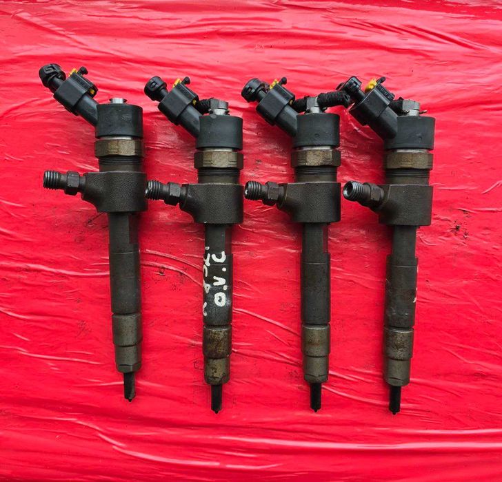 Форсунка 1.9CDTI Astra H Vectra C Zafira B Doblo Grande Punto Bravo