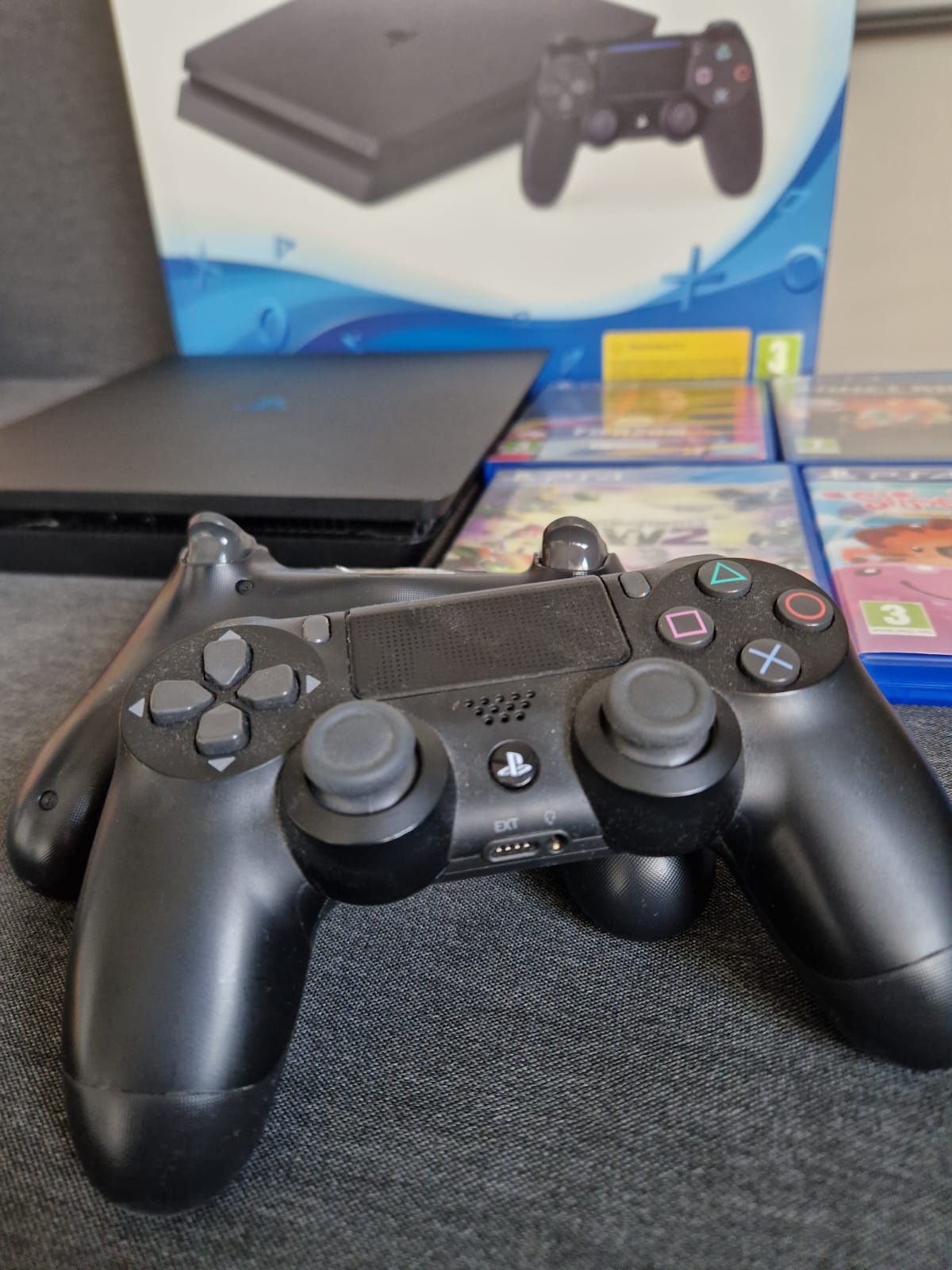 PlayStation4 i 4 gry
