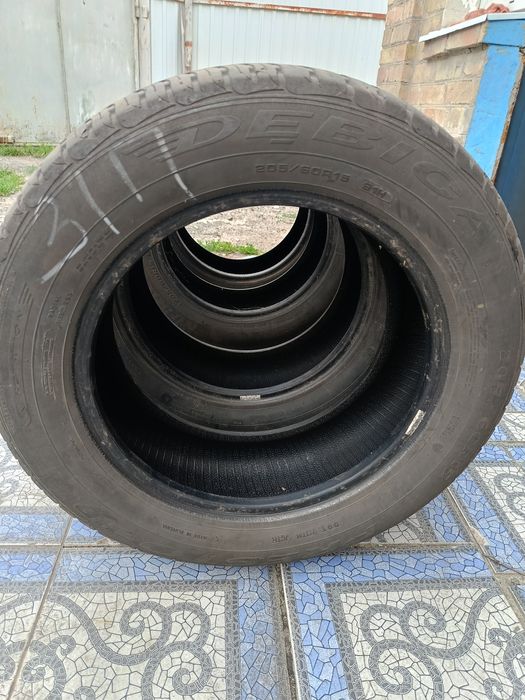 Продам шини літні