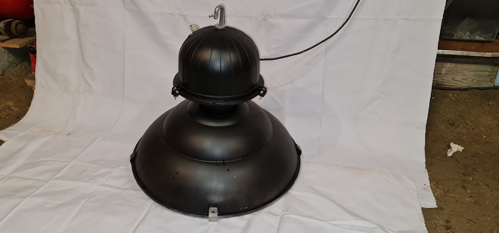 Lampa przemysłowa lift industrialna