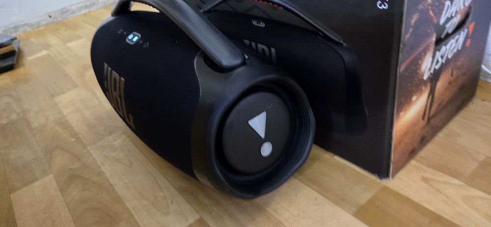 Głosnik JBL boombox 3
