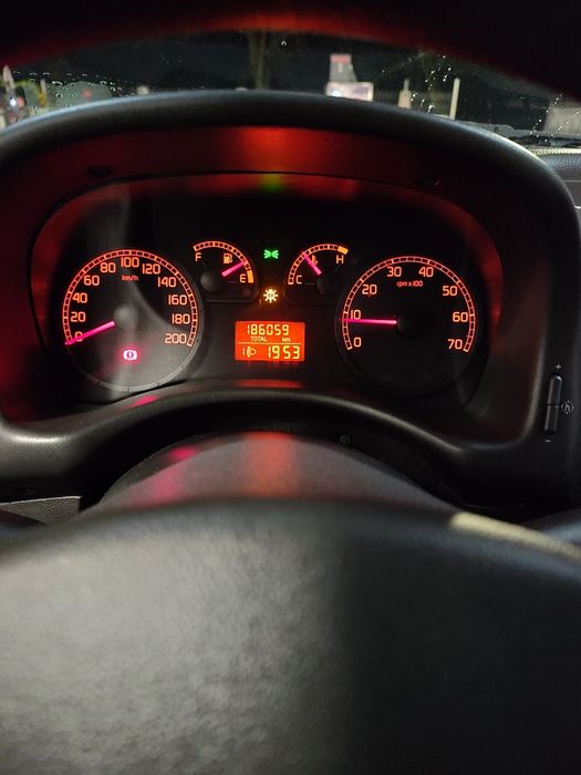 Fiat Punto 1.2 benzyna//CITY-Wspomaganie//ELEKTRYCZNE SZYBY//KLIMA