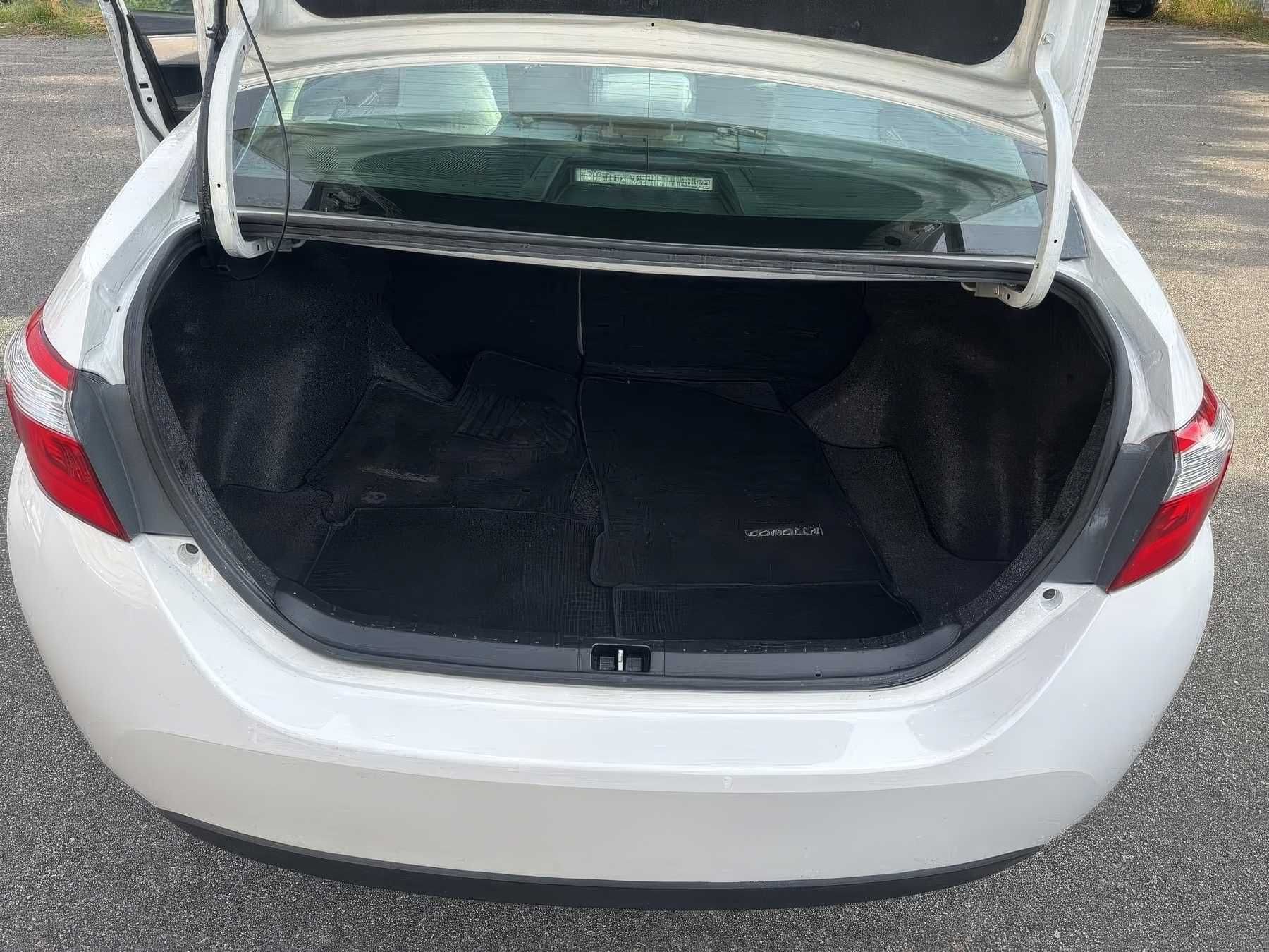 2016 Toyota Corolla LE Premium