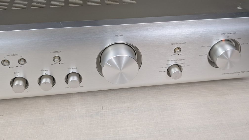 Denon PMA-700AE Wysokiej klasy wzmacniacz stereo