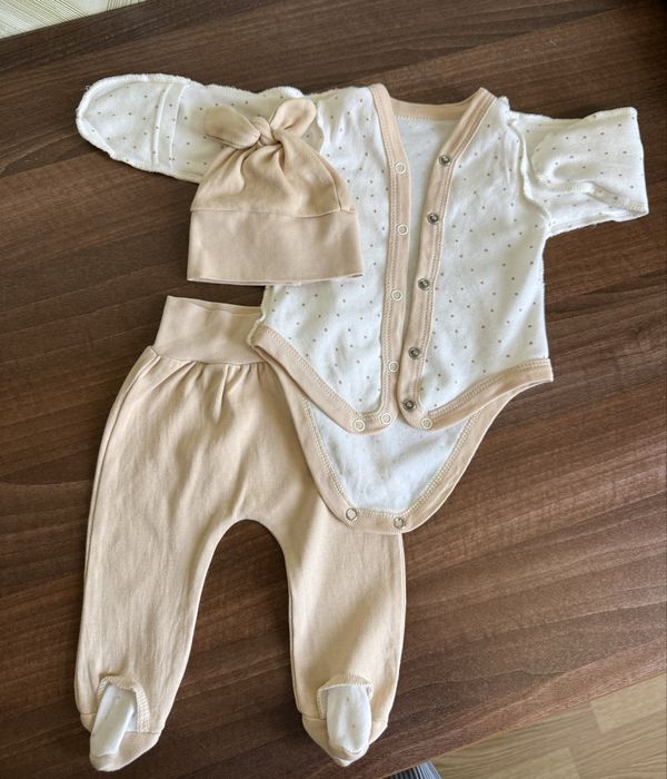 Одяг в пологовий