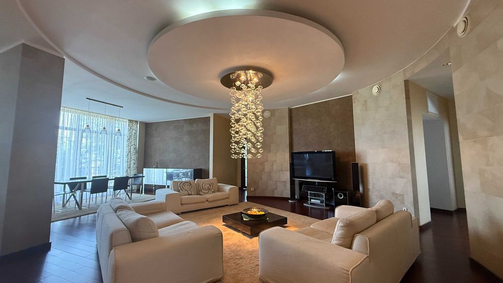 Продам 4 ком кв в центре Днепра, ЖК «Садовый», с видом на парк