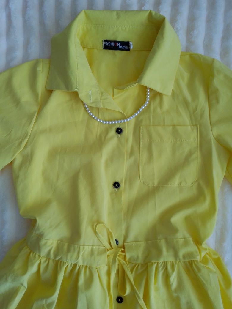 Літня сукня жовтого кольору