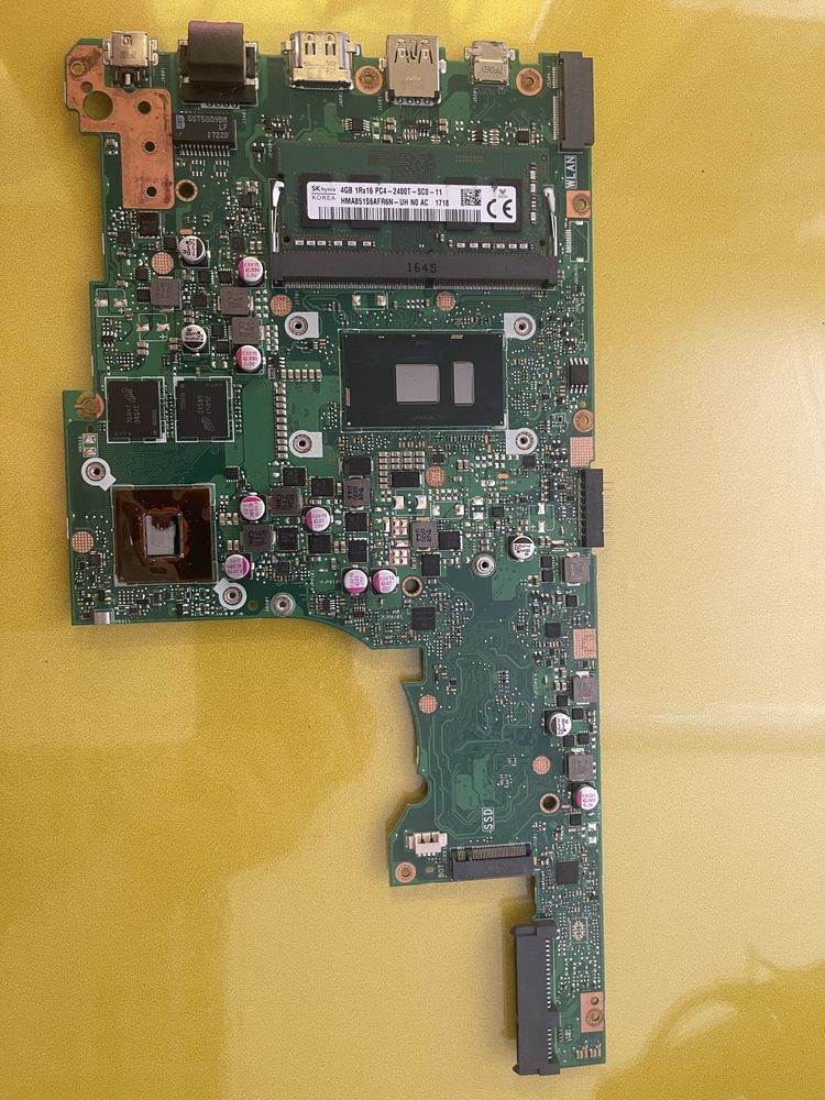 Продам Материнська плата Asus VivoBook 14 X405UQ i5-7200U 4GB RAM