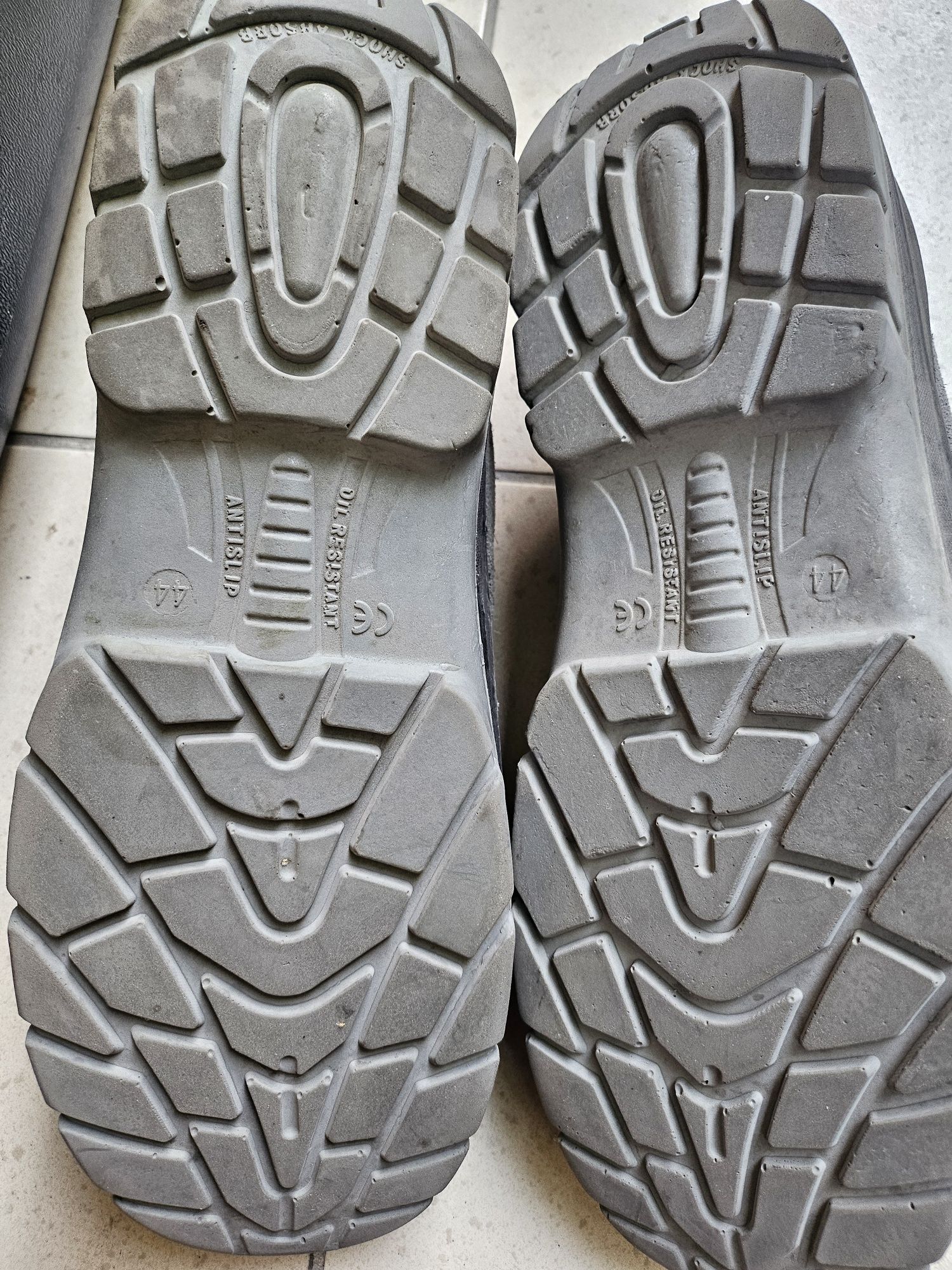 Buty robocze r.44