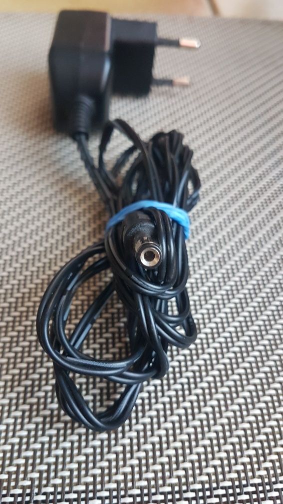 Zasilacz 3V/600mA