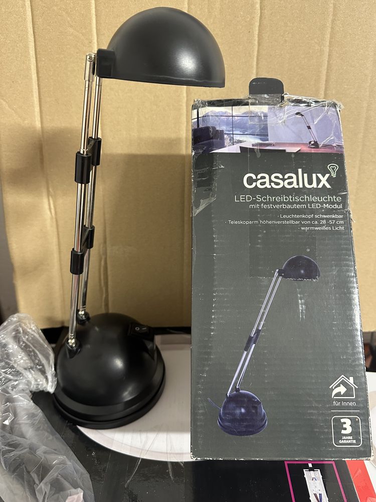 Lampka biurkowa LED