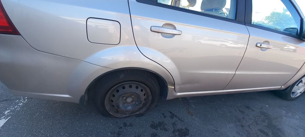 Двері до Шевроле авео т250
