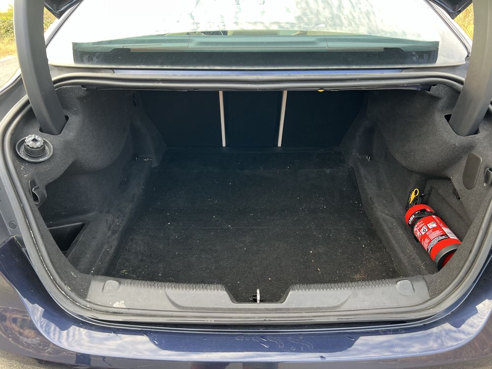 JAGUAR XE 2.0 180D Cx. Auto