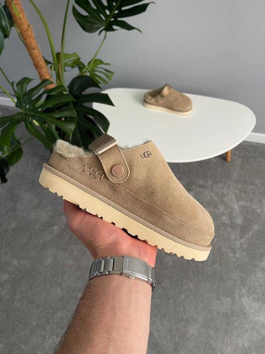 Жіночі зимові уггі UGG Goldenstar Clog Sand (бежеві) з хутром 1786