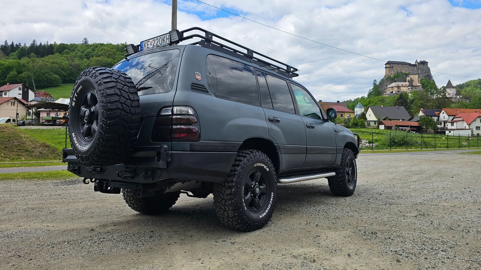 Toyota Land Cruiser