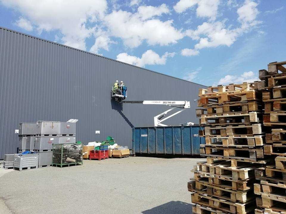 Podnośnik koszowy, zwyżka  24m Wrocław wynajem, wycinki, usługi
