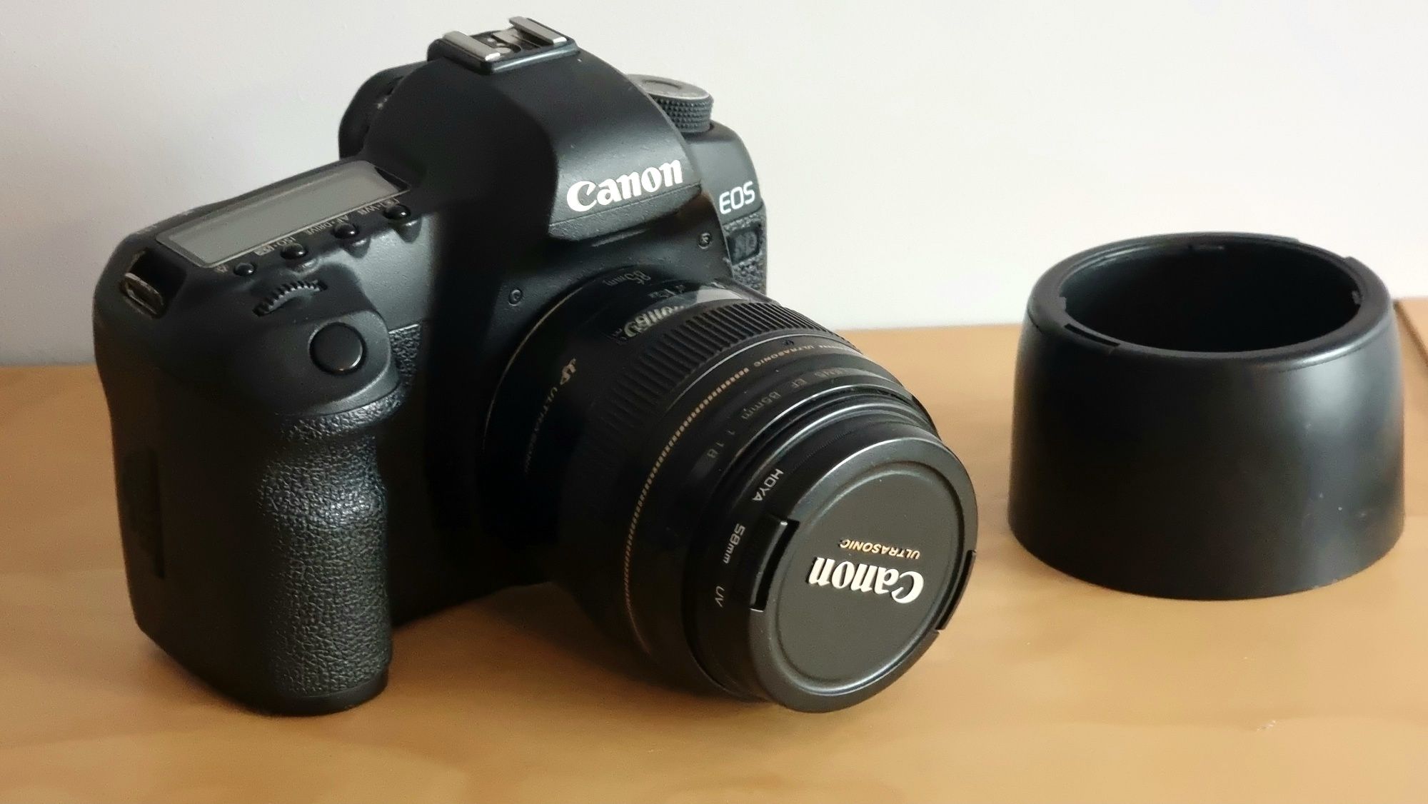 Obiektyw Canon ef 85mm f/1.8 + filtr UV  HOYA