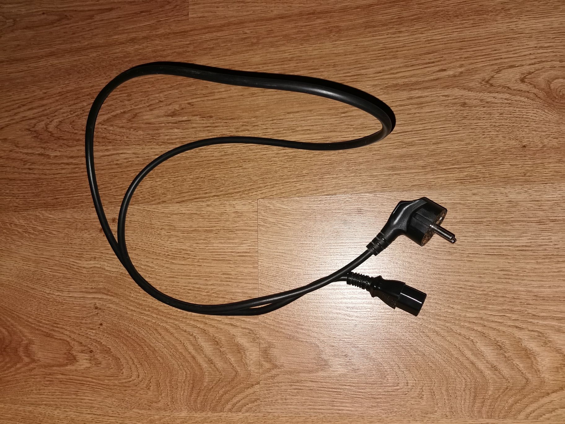 Kabel zasilający do PC