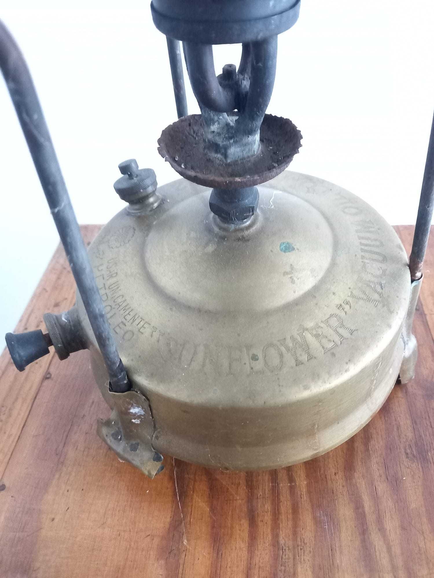 Fogareiro a petróleo