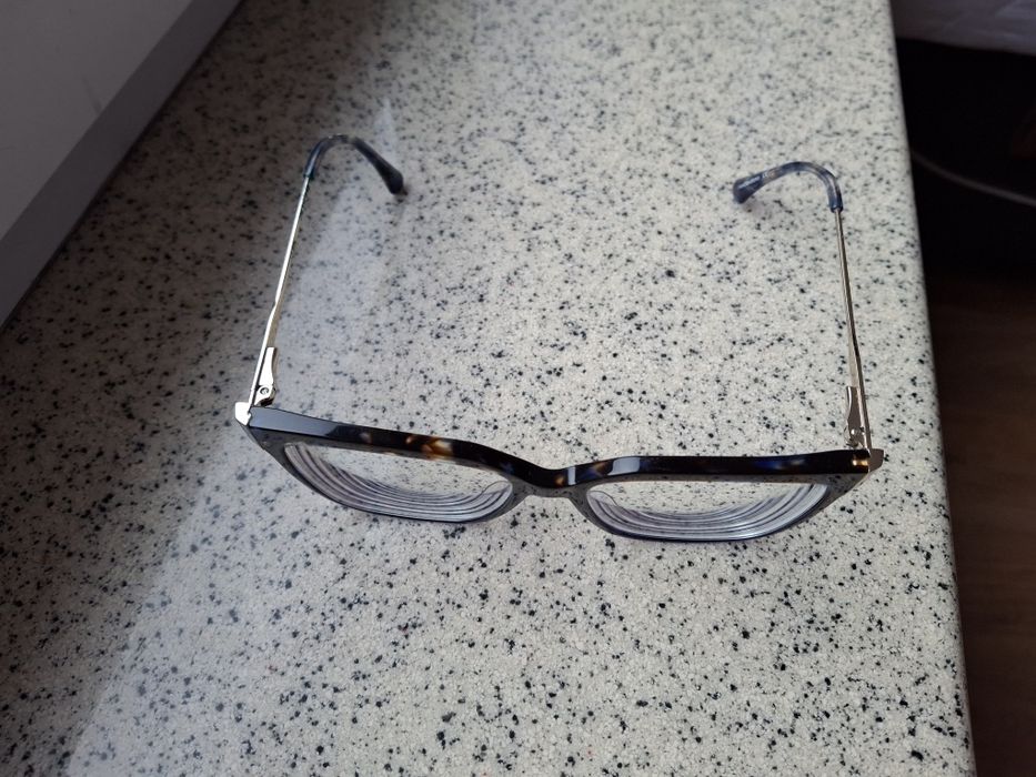 Okulary , oprawki do okularów.  Stan bardzo dobry 3 sztuki.