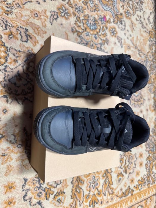 Кроссовки adidas five tan