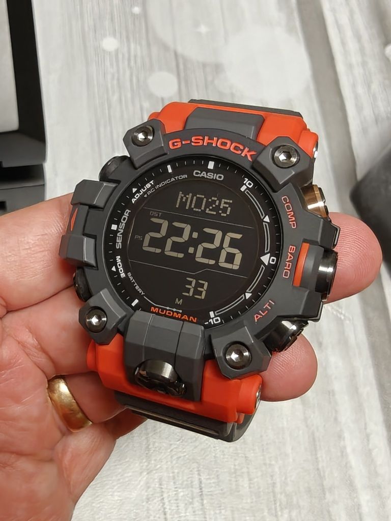 Casio G-Shock GW-9500-1A4ER (NOVO)