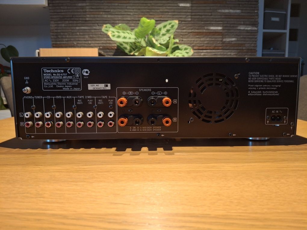 Technics wzmacniacz SU-A707 jak nowy, pilot,  karton.