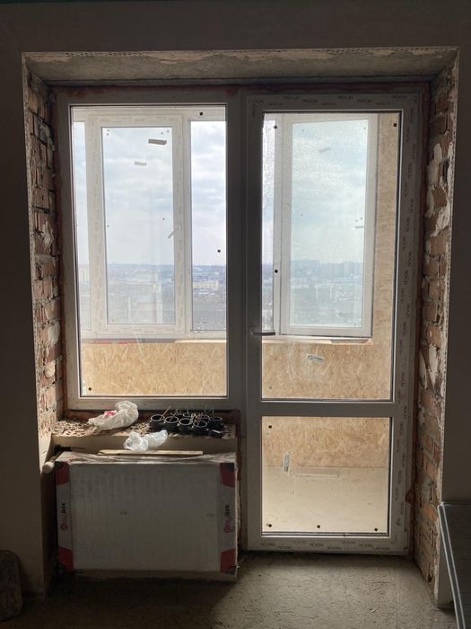 Вікно та двері балконні