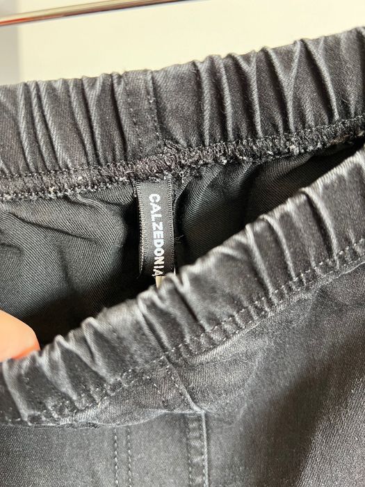 Джегінси Calzedonia