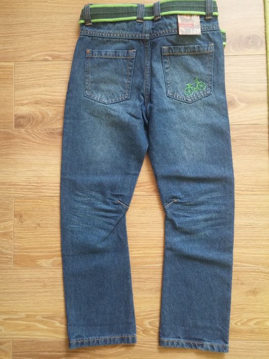 nowe Smyk 128  spodnie jeans dla chłopca , pasek