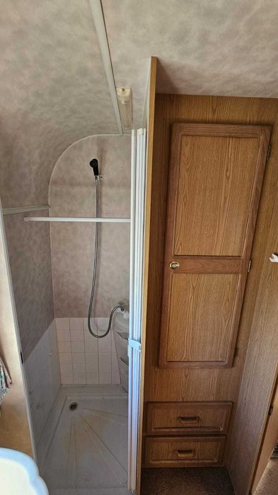 Caravana Inglesa Avondale Dark 515-4