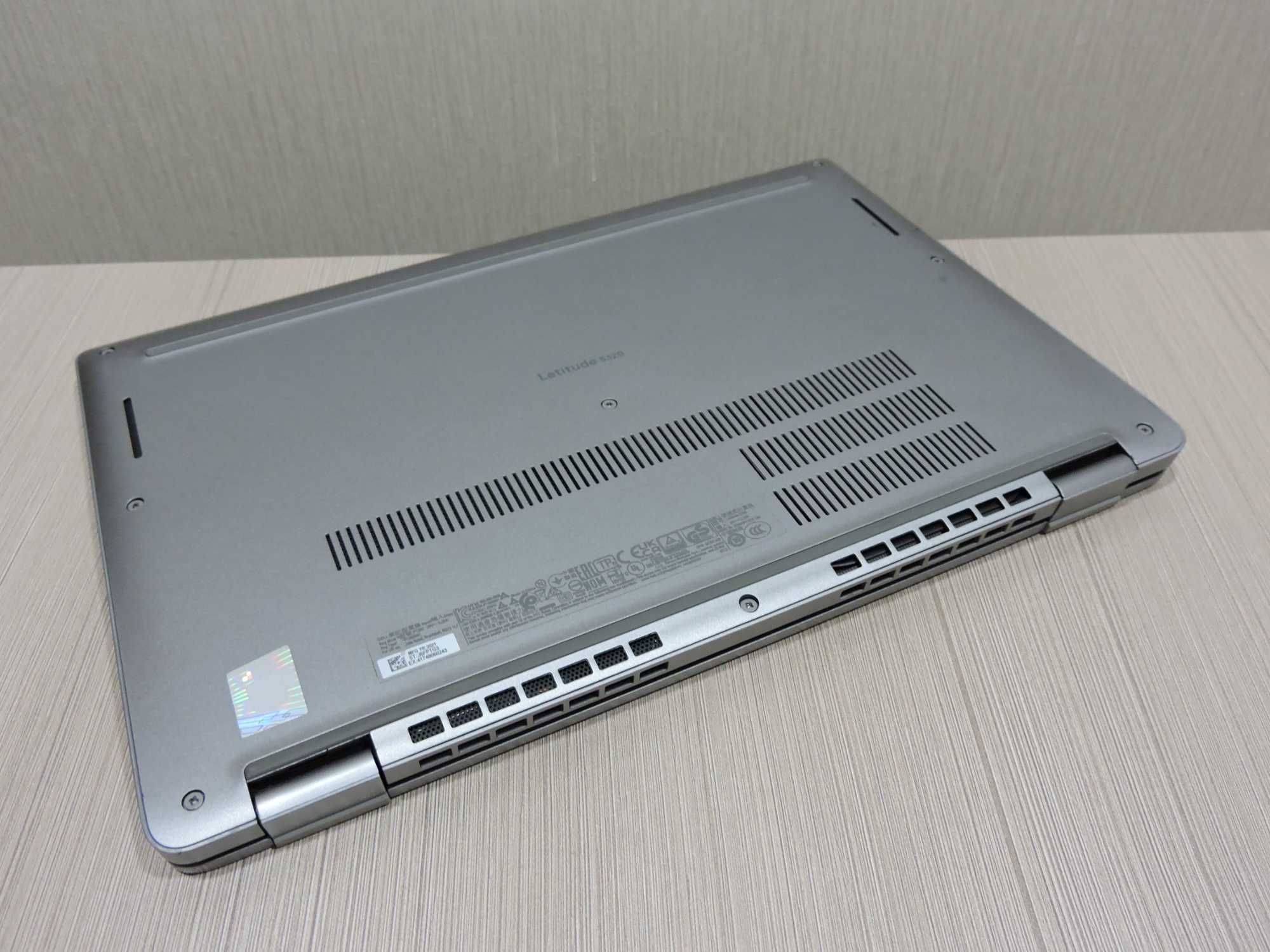 Dell Latitude 5320/13,3” FullHD IPS/i7 1185G7/16GB/SSD 512/Iris XE