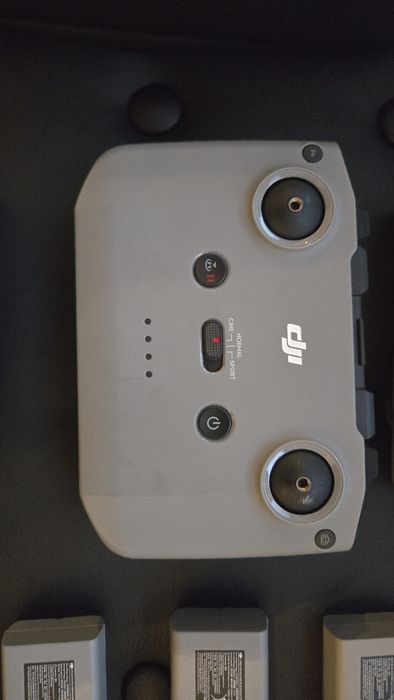 DJI Mavic Mini Fly More Combo – 3 baterie, torba, pełen zestaw – stan