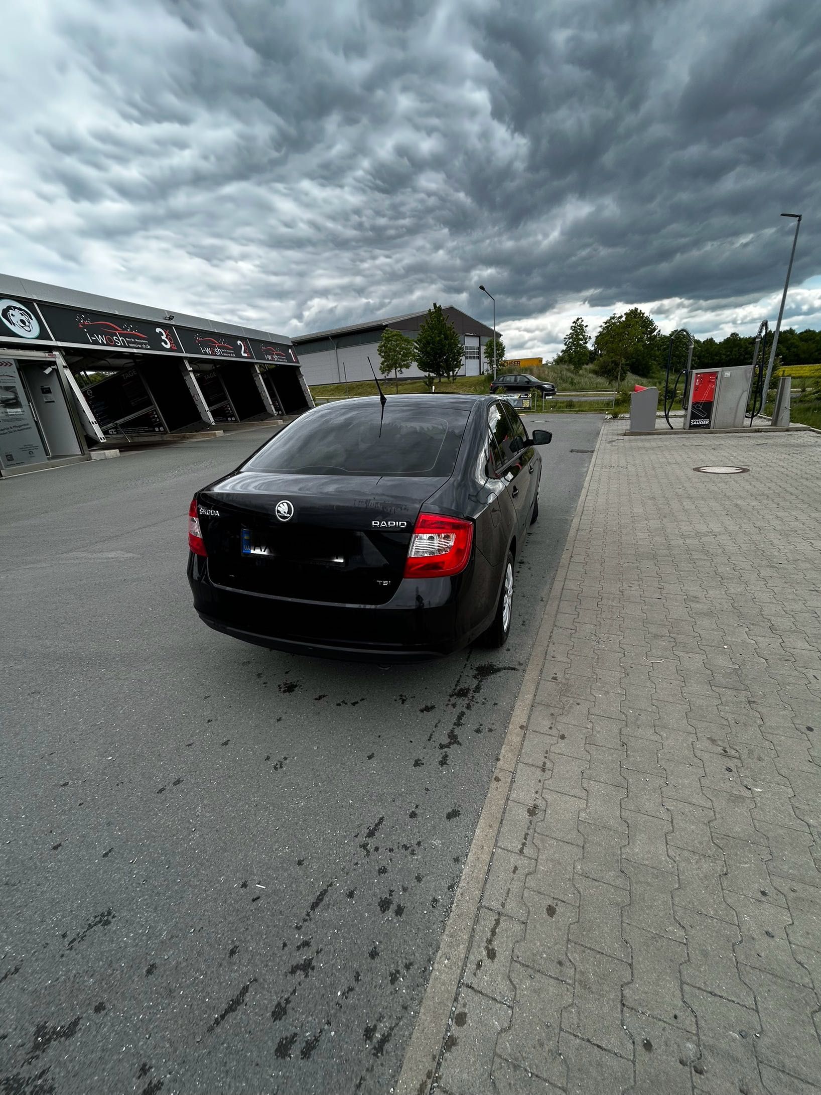 Авто skoda rapid