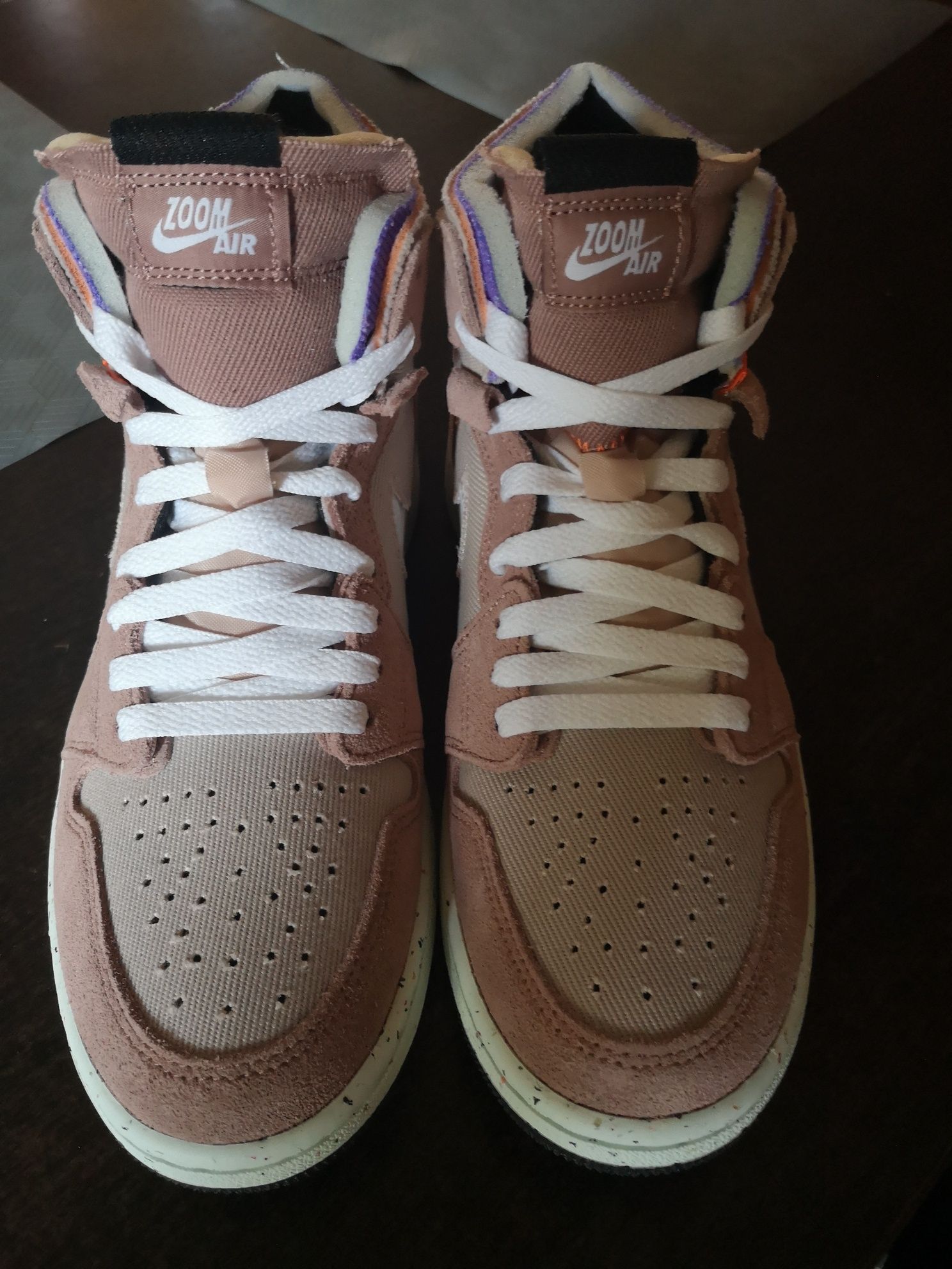 Nike Jordan 1 High Zoom Air CMFT Biały Daybreak Tropical Twist