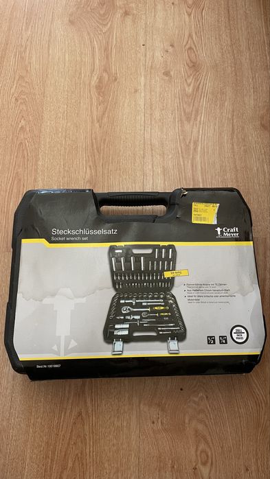 zestaw kluczy. W calach