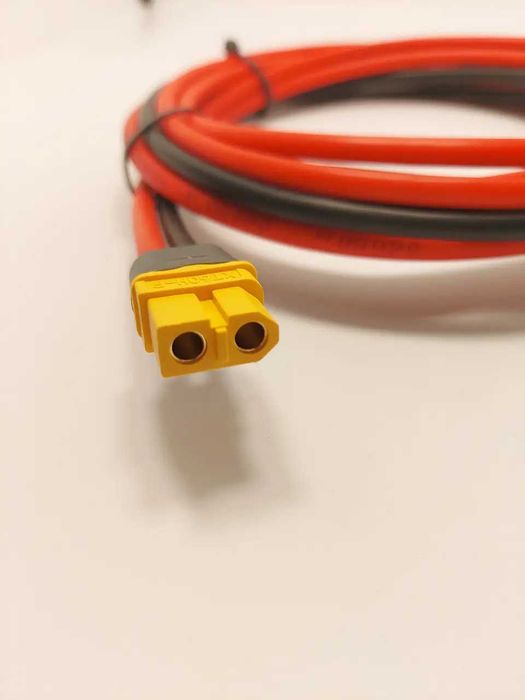 Кабель 6 кв.мм с разъемом XT60 Female под клеммы М8