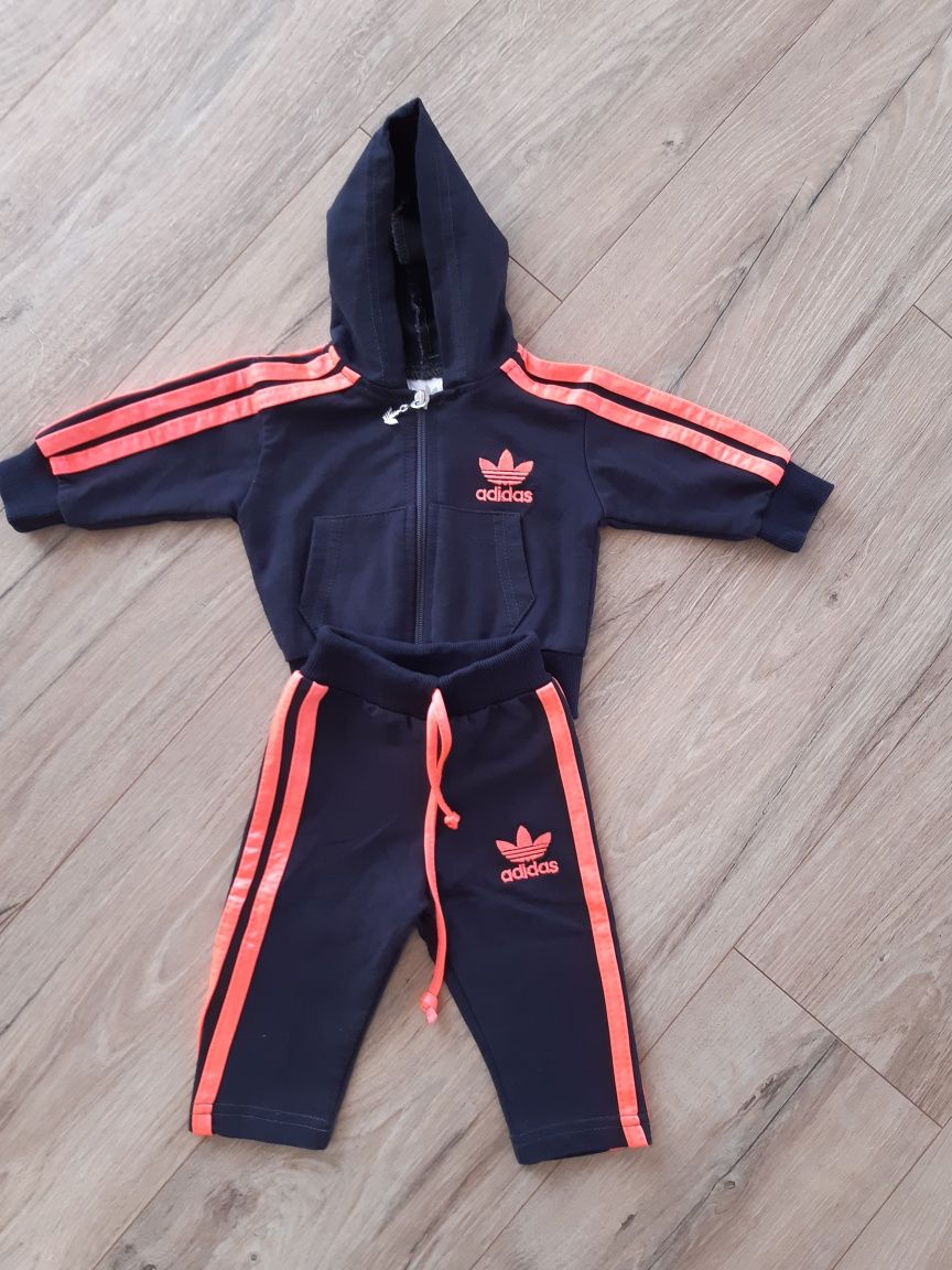 Dres komplet adidas rozmiar 68/74 NOWY