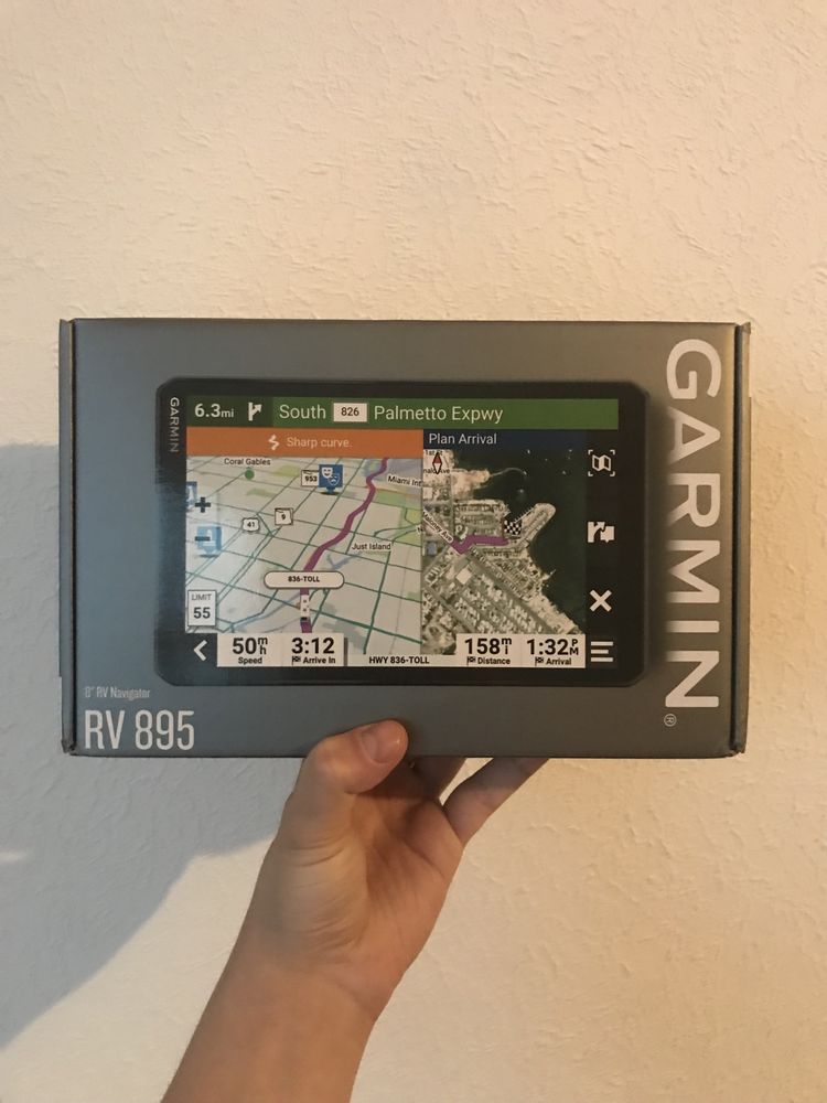 Garmin RV 895, Large, Easy-to-Read 8” GPS RV Navigator