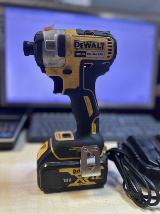 Dewalt dcf887 bateria i ładowarka